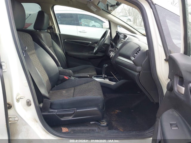 Honda FIT LX 2017 JHMGK5H53HS021154 Image 5