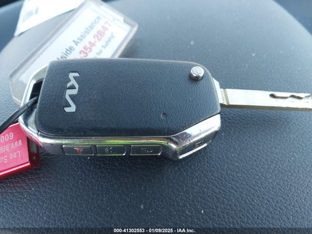 KIA SOUL LX 2022 KNDJ23AU7N7183865 Image 11