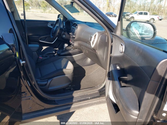 KIA SOUL LX 2022 KNDJ23AU7N7183865 Image 5