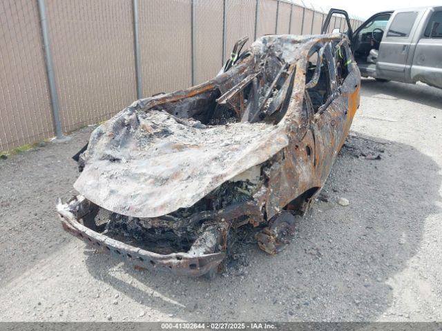 1FADP5CU2FL101532 Ford C-max Energi Sel