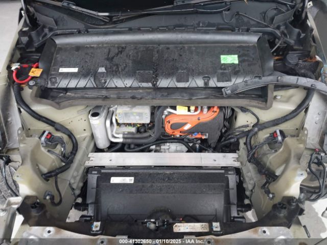 7SAYGAEE2NF570103 Tesla Model Y Long Range Dual Motor All-wheel Drive