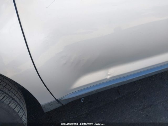 2FMDK3GC0EBB13686 Ford EDGE SE