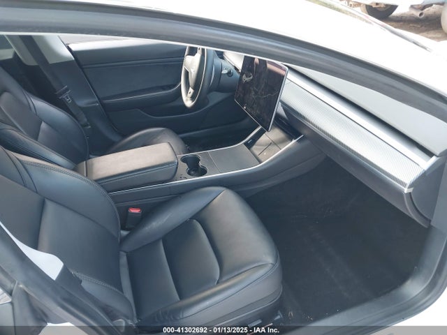 2020 TESLA MODEL 3 5YJ3E1EC5LF791879 Photo 4