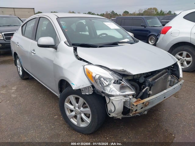 Nissan Versa 1.6 Sv 2014 3N1CN7AP8EL810461 Image 1