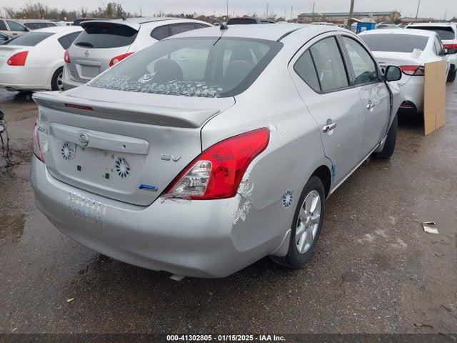 Nissan Versa 1.6 Sv 2014 3N1CN7AP8EL810461 Image 4