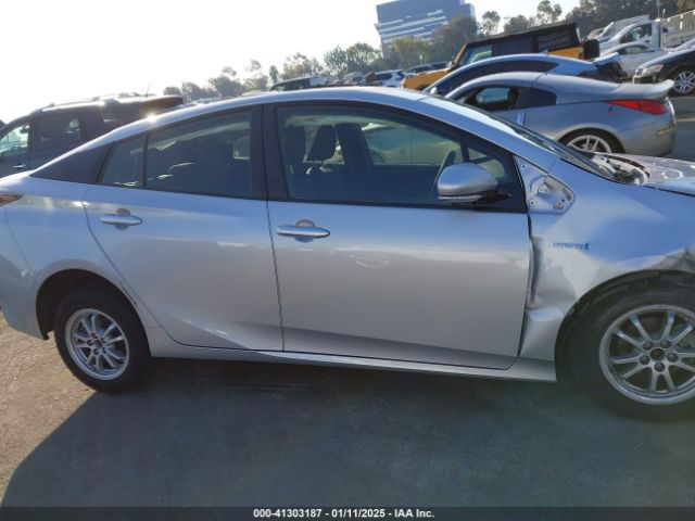 JTDKBRFU6J3593302 Toyota Prius Two