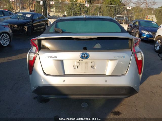 JTDKBRFU6J3593302 Toyota Prius Two