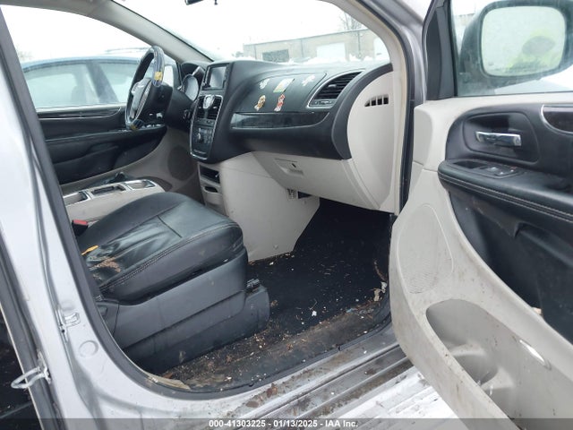 2C4RC1BG0FR751922 Chrysler Town & Country Touring