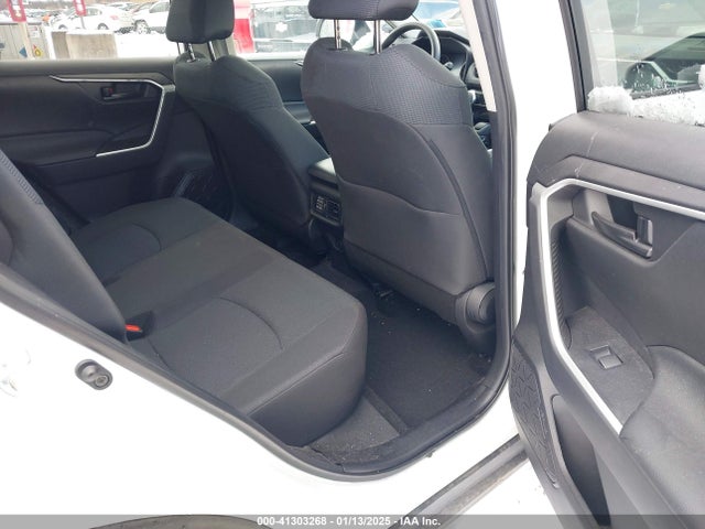 Toyota RAV4 LE 2022 2T3G1RFV0NW308484 Image 3