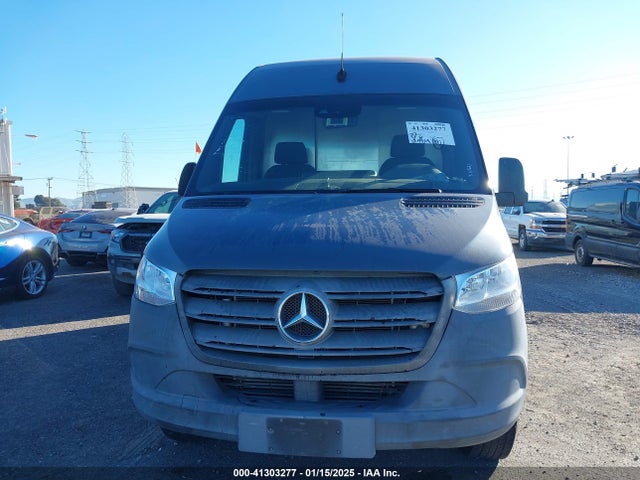 WD4PF0CDXKP093895 Mercedes-Benz Sprinter 2500 High Roof V6/standard Roof V6
