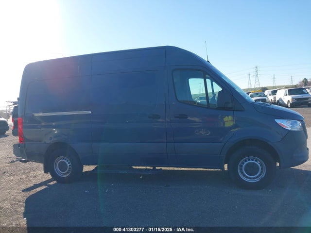 WD4PF0CDXKP093895 Mercedes-Benz Sprinter 2500 High Roof V6/standard Roof V6