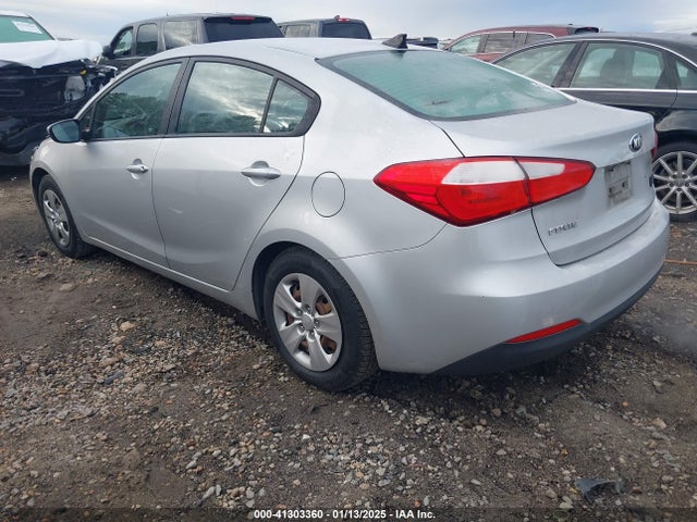 KIA FORTE LX 2015 KNAFK4A68F5361046 Image 3