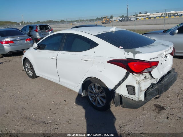Hyundai ELANTRA SE 2015 5NPDH4AE2FH576017 Image 14