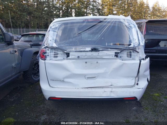 2C4RC1BG0NR176395 Chrysler Pacifica Touring L