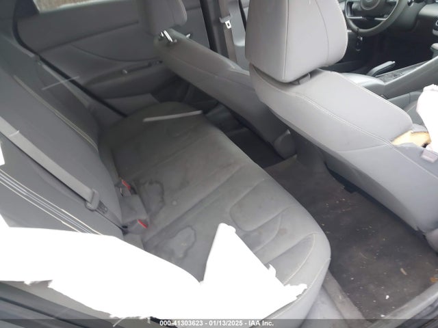 KMHLM4AG1MU071836 Hyundai ELANTRA SEL