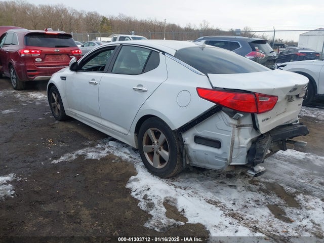5XXGM4A74FG499110 KIA Optima Lx
