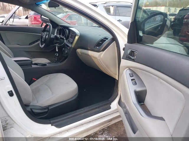 5XXGM4A74FG499110 KIA Optima Lx