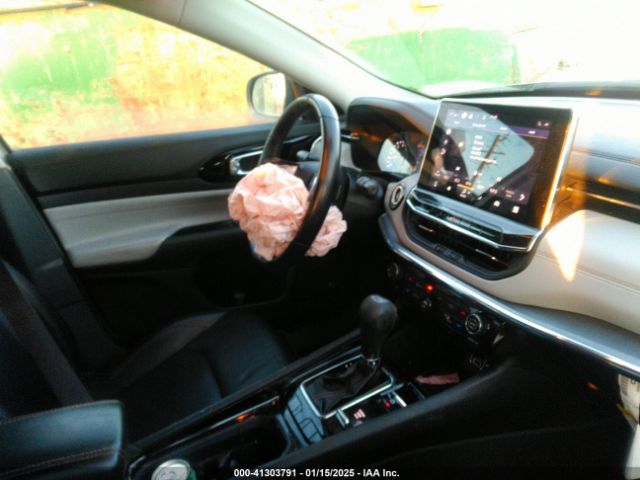 3C4NJDCB7NT104499 Jeep Compass Limited 4x4