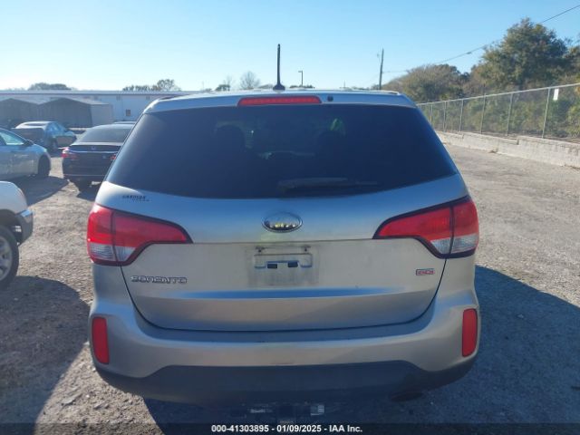 5XYKT3A66EG477120 KIA SORENTO LX