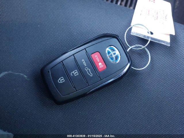 JTEAAAAH7MJ054564 Toyota VENZA LE