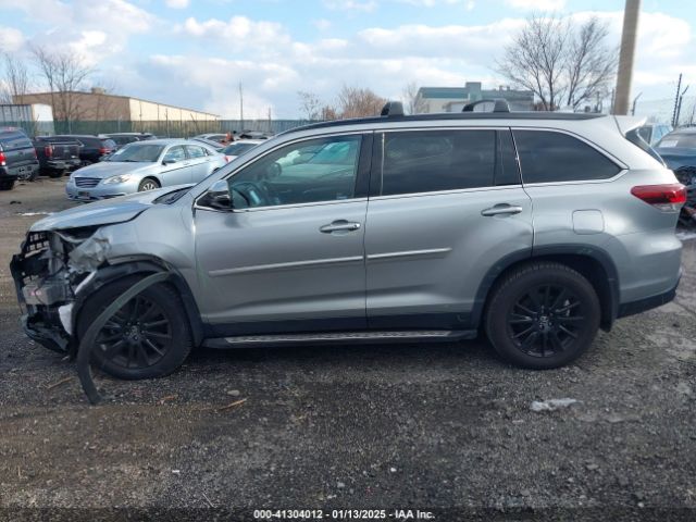 5TDJZRFH5KS606423 Toyota Highlander Se