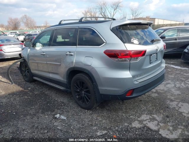 5TDJZRFH5KS606423 Toyota Highlander Se