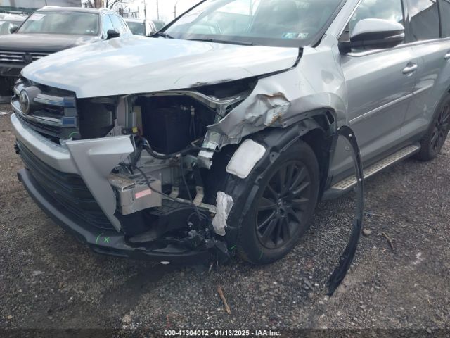 5TDJZRFH5KS606423 Toyota Highlander Se