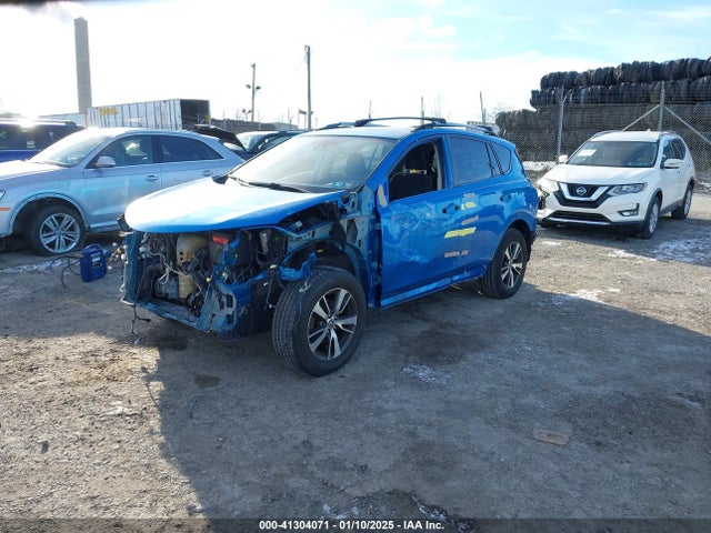 JTMRFREV8JJ243548 Toyota Rav4 Adventure/xle