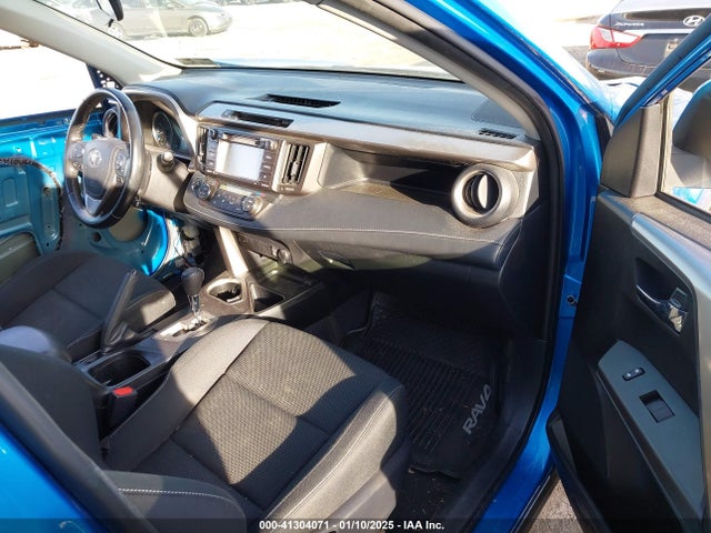 JTMRFREV8JJ243548 Toyota Rav4 Adventure/xle