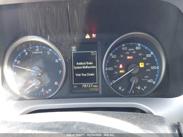 JTMRFREV8JJ243548 Toyota Rav4 Adventure/xle