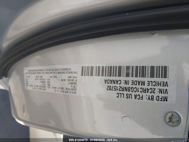 2C4RC1CG8NR215782 Chrysler Voyager Lx