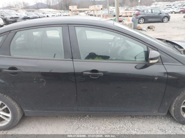 1FADP3F2XHL269548 Ford FOCUS SE
