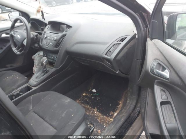 1FADP3F2XHL269548 Ford FOCUS SE