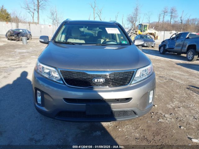 5XYKUDA78FG630562 KIA Sorento Ex V6
