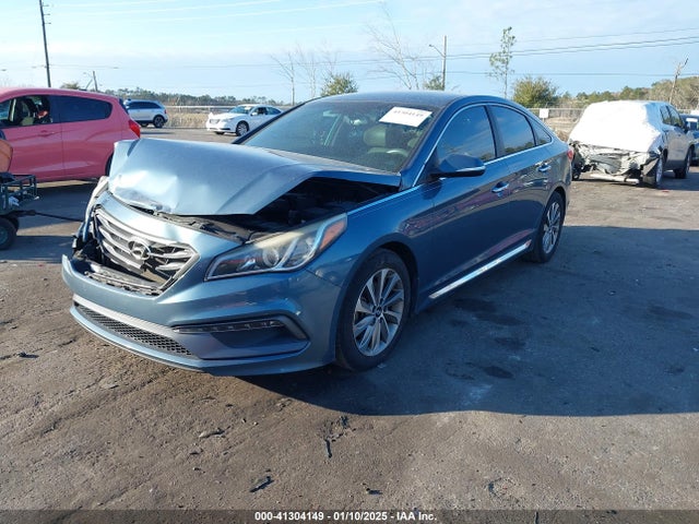 Hyundai Sonata Sport 2015 5NPE34AF6FH239975 Image 2