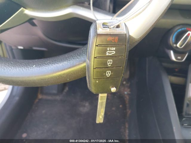 3KPA24AD4ME363969 KIA RIO S