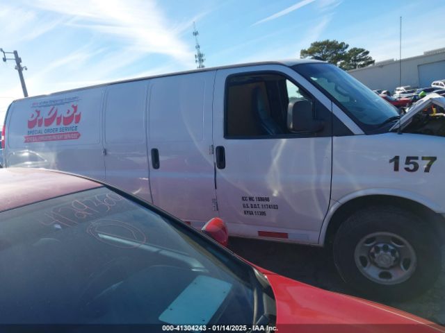 1GCWGBFPXJ1262089 Chevrolet Express 2500 Work Van