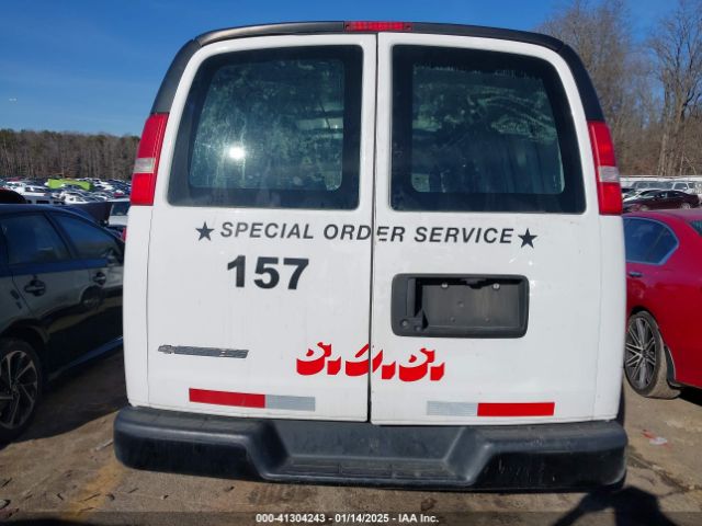 1GCWGBFPXJ1262089 Chevrolet Express 2500 Work Van