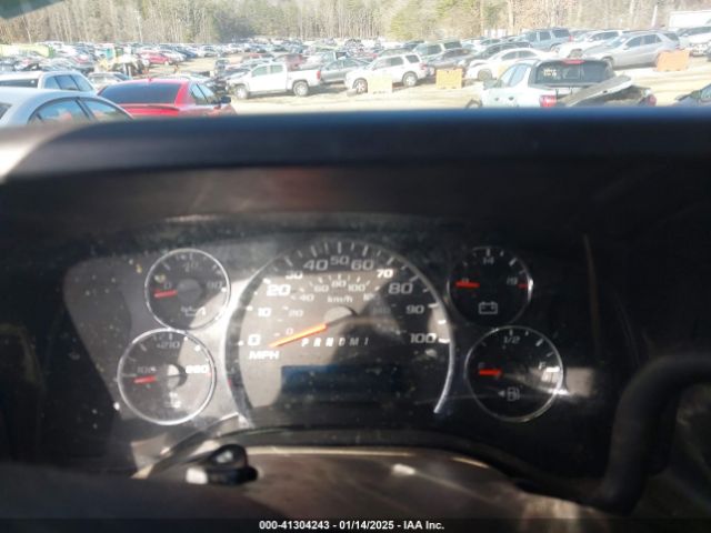 1GCWGBFPXJ1262089 Chevrolet Express 2500 Work Van