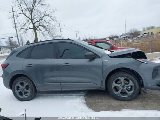 1FMCU9MN8RUB53027 Ford Escape St-line