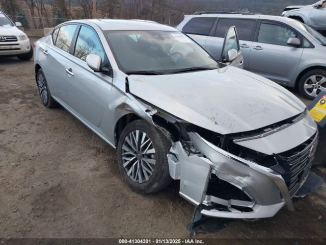 1N4BL4DWXRN302763 Nissan Altima Sv Intelligent Awd