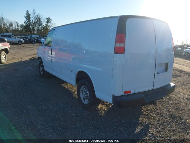 Chevrolet Express 2500 Work Van 2015 1GCWGFCF6F1159696 Image 3