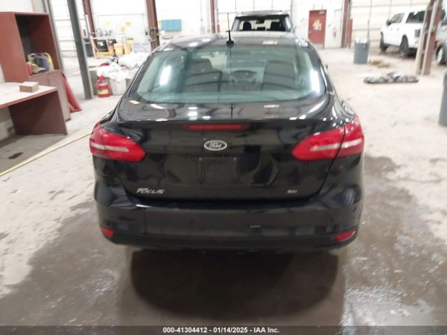 1FADP3FE8JL233292 Ford FOCUS SE