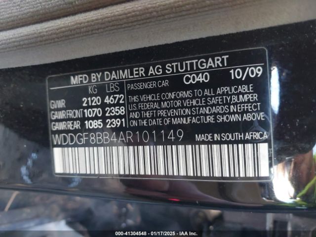 2010 MERCEDES-BENZ C-CLASS WDDGF8BB4AR101149 Photo 8