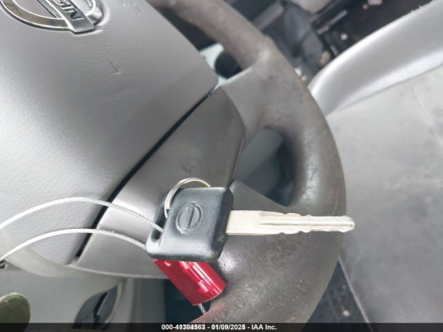 1N6BF0KL2EN107153 Nissan Nv Cargo Nv1500 S V6