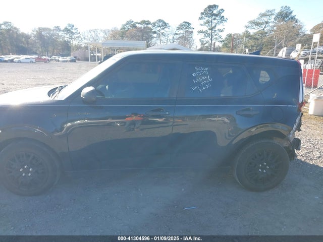 KNDJ22AU6M7777081 KIA SOUL LX