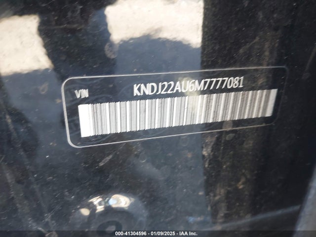KNDJ22AU6M7777081 KIA SOUL LX