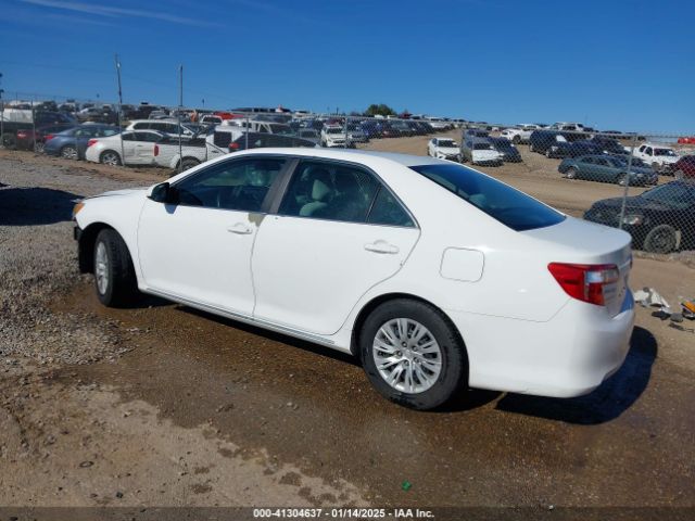 4T4BF1FK3ER385853 Toyota CAMRY LE