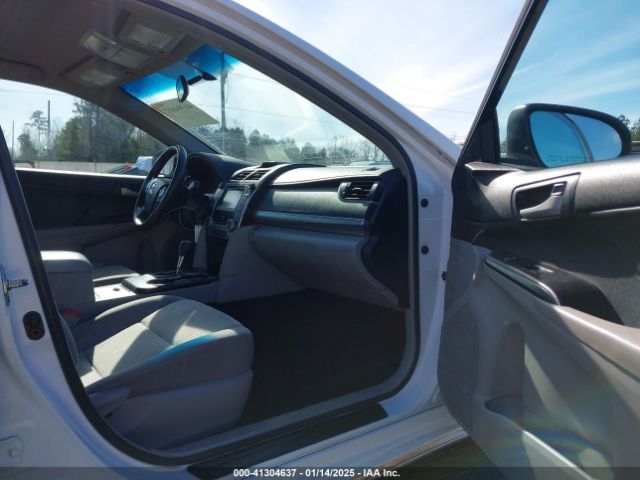 4T4BF1FK3ER385853 Toyota CAMRY LE