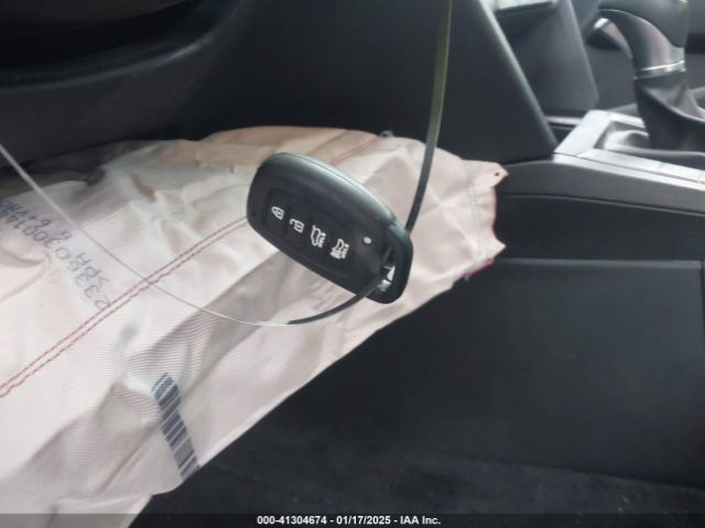 5NPD84LF0HH069898 Hyundai Elantra Limited